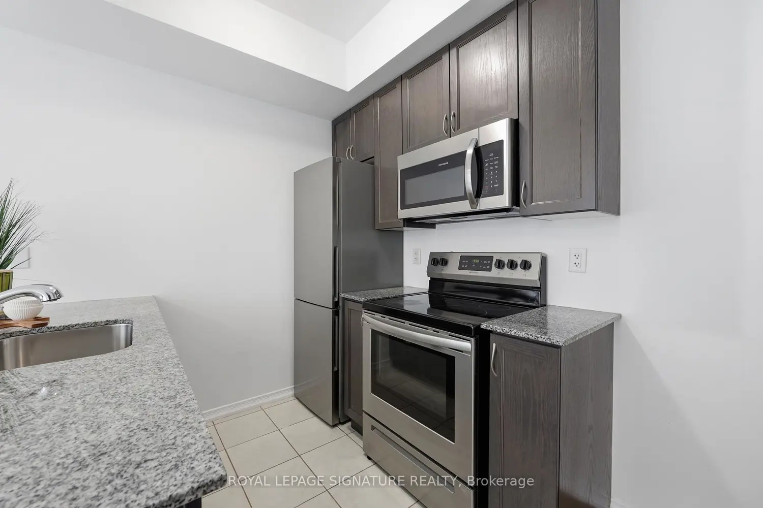 28 Fieldway Road 55 photo 5