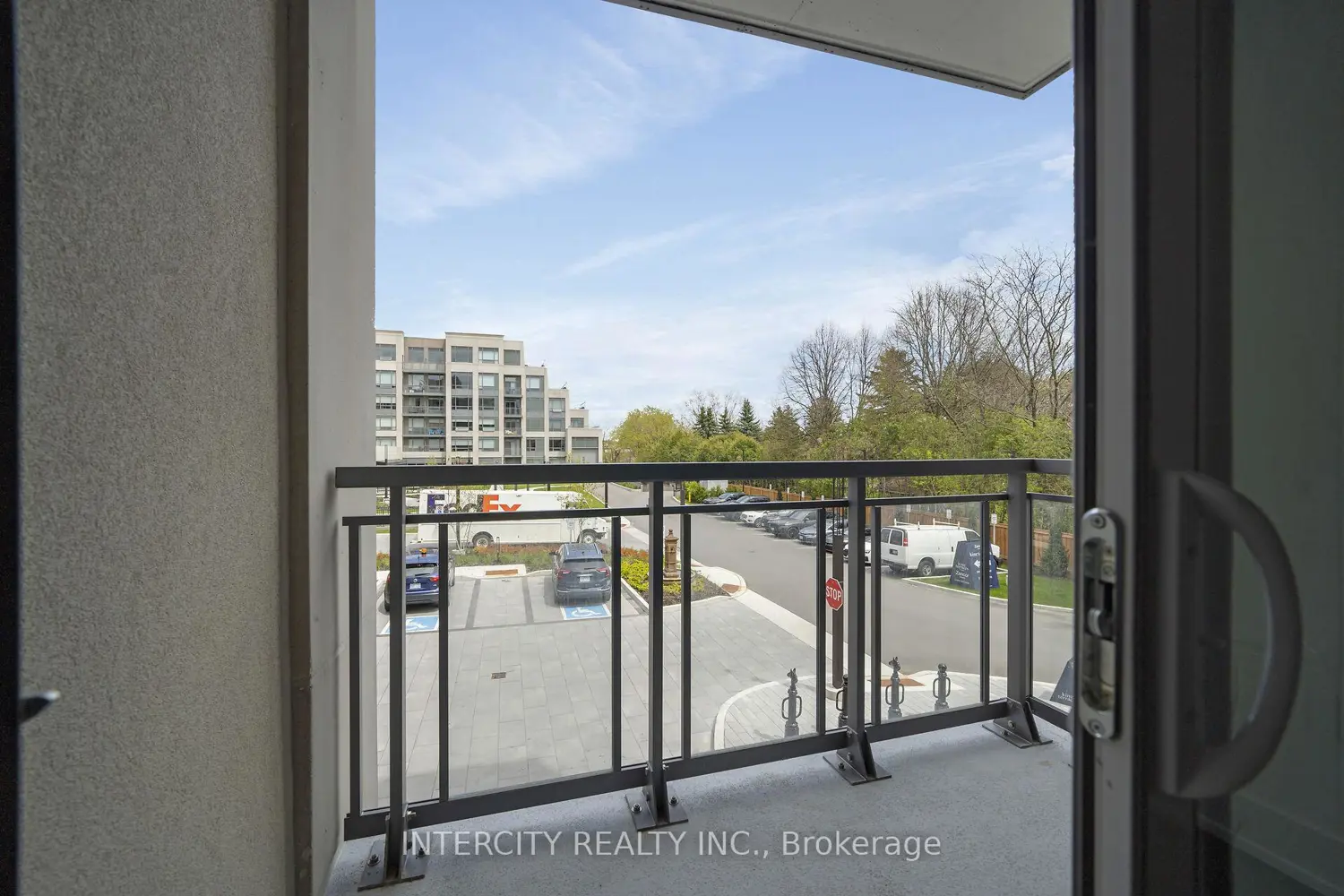 Additional image 10 of 2075 King Road 215