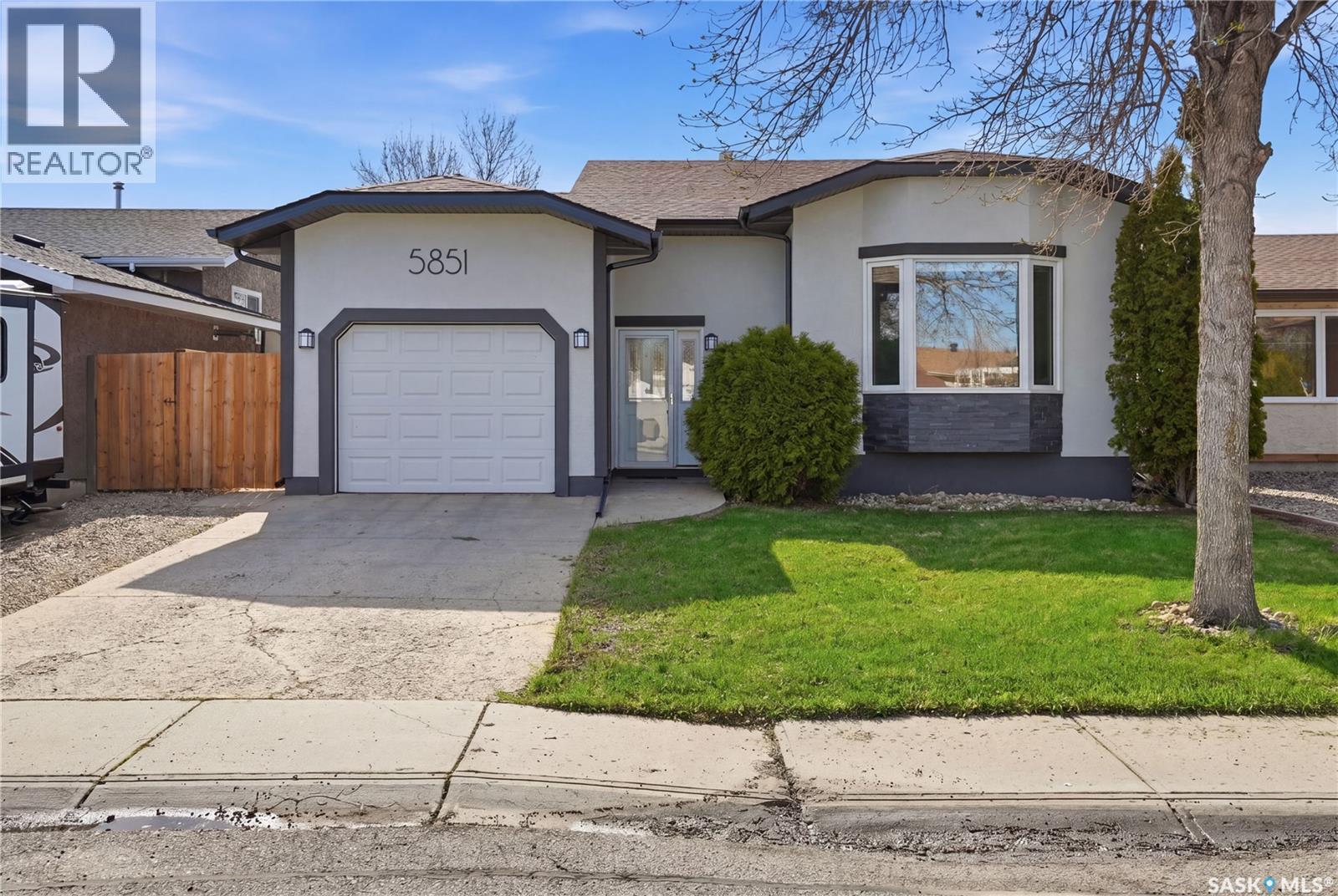 5851 Ehrle CRESCENT