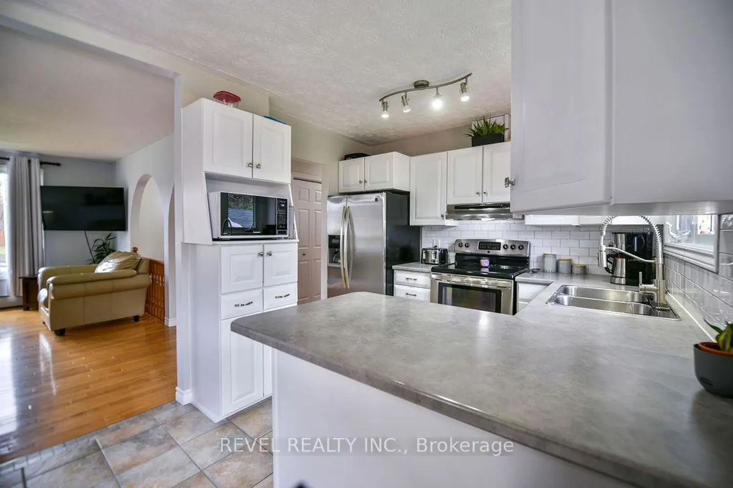 Additional image 6 of 634 Tamarack Street