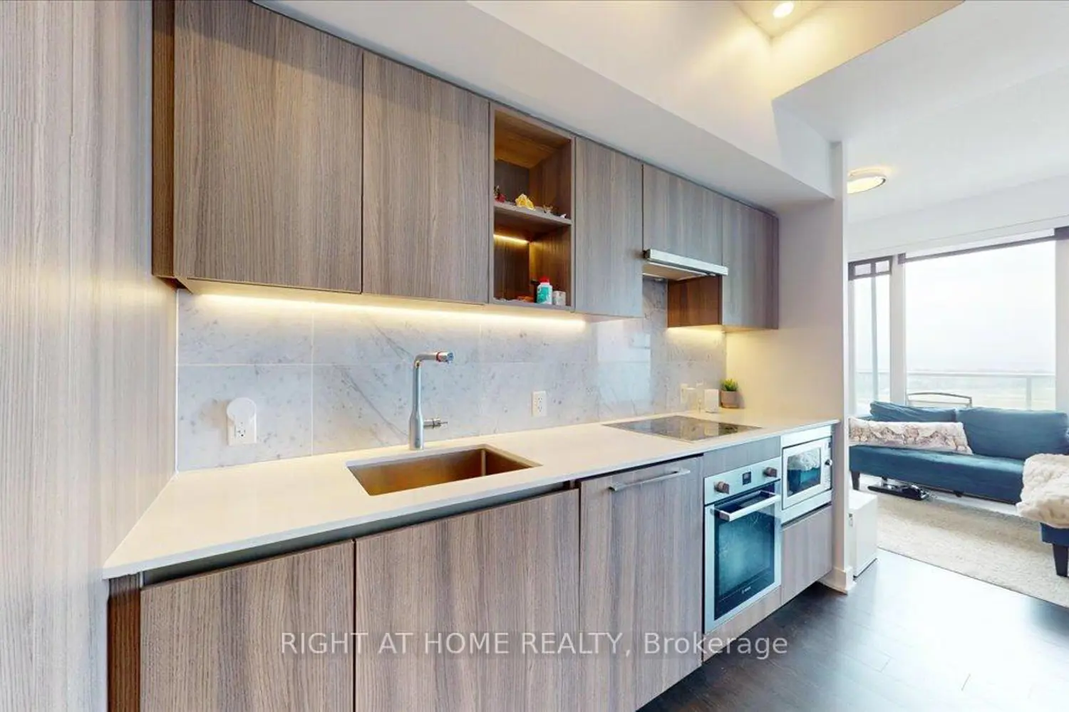 19 Bathurst Street 3011 photo 5