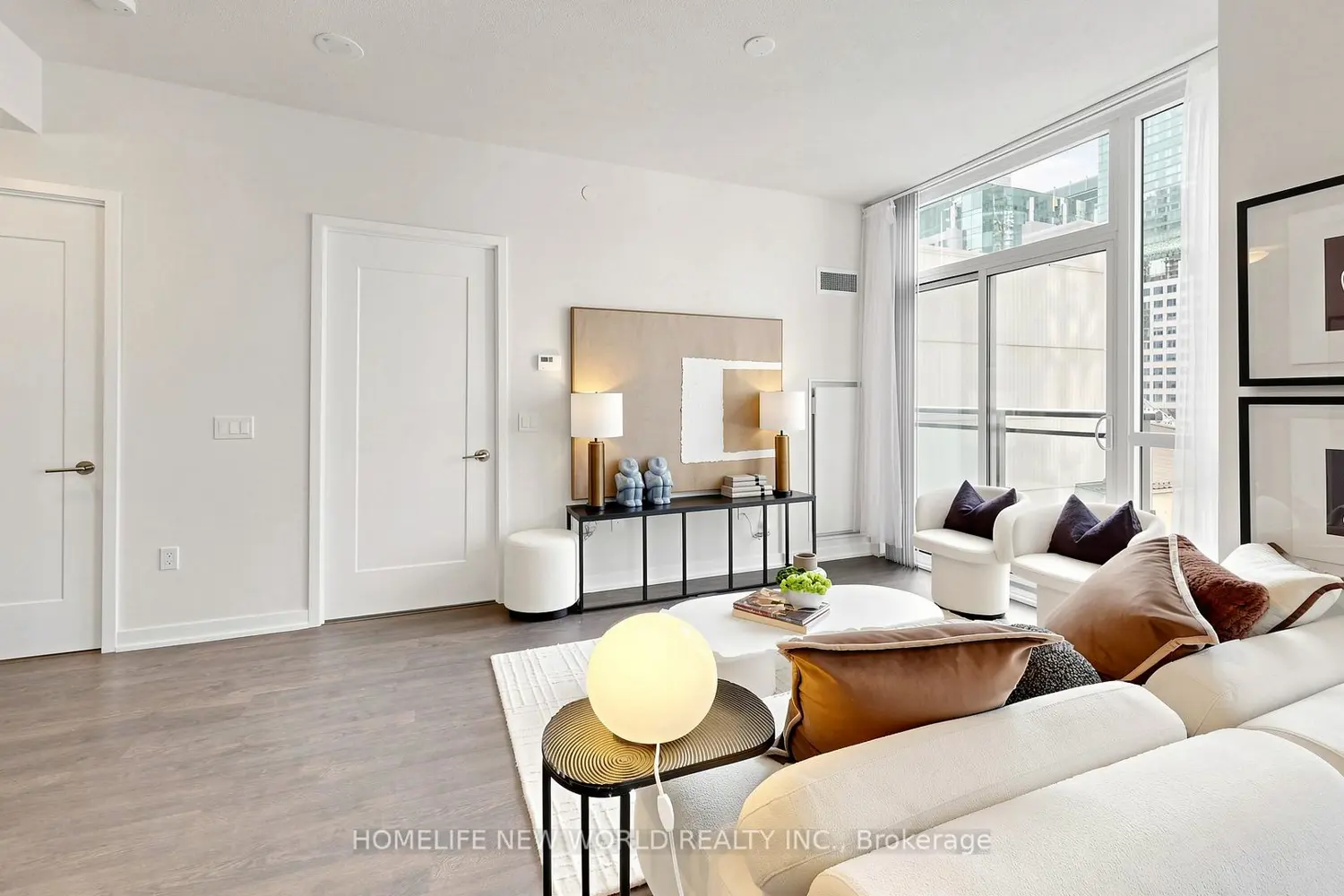 99 John Street 703 photo 3