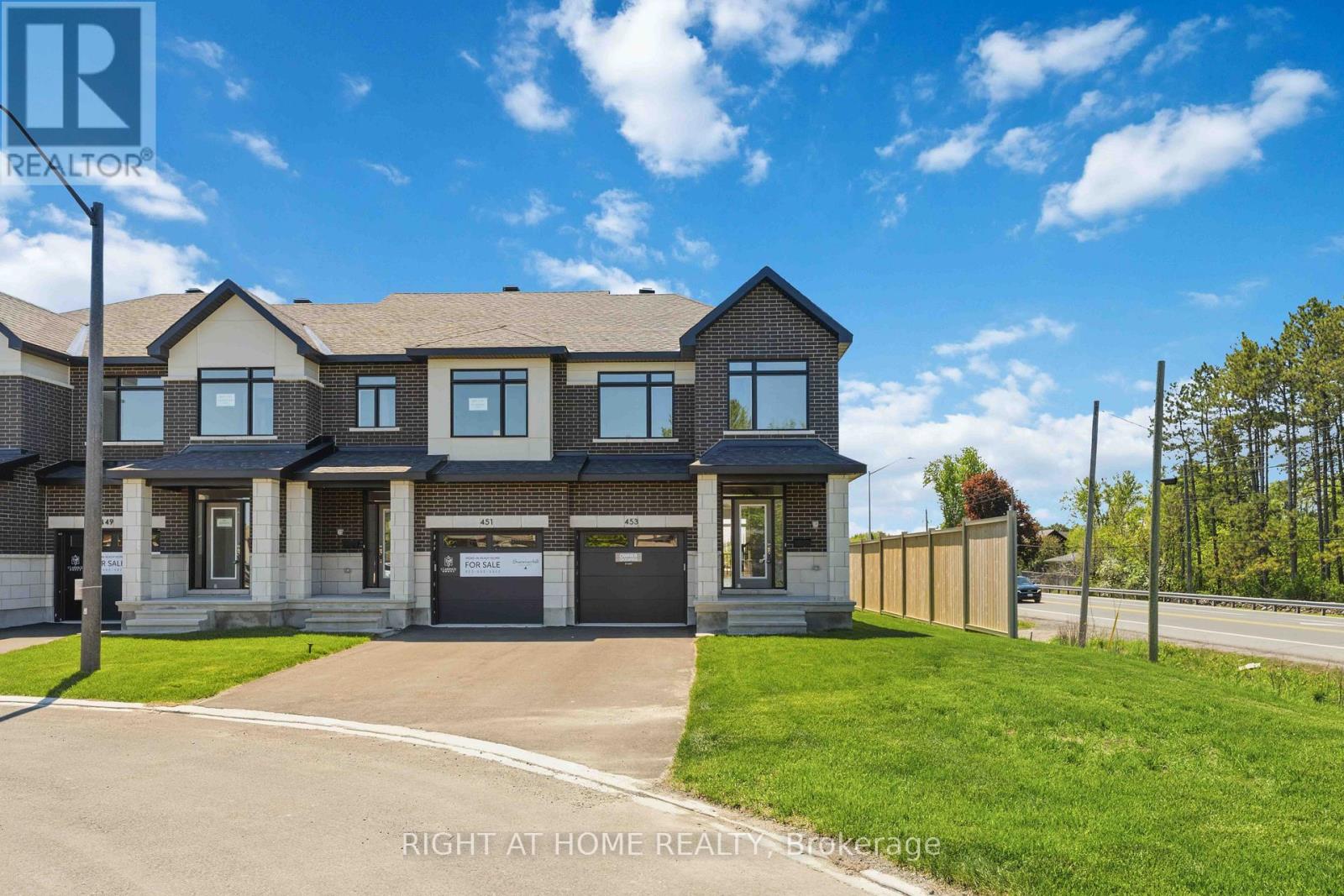 453 HARESFIELD COURT