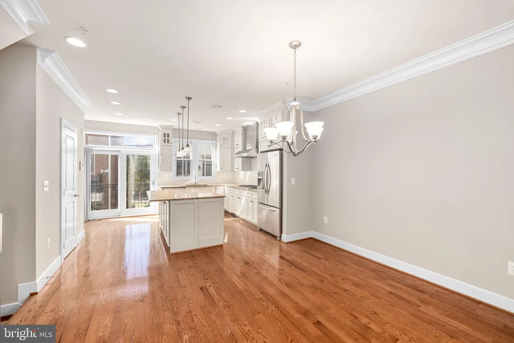 Additional image 4 of 4458 Macarthur Boulevard NW, Washington, DC 20007