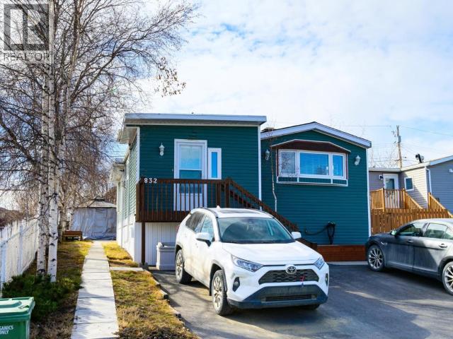 832 DUSSEAULT COURT