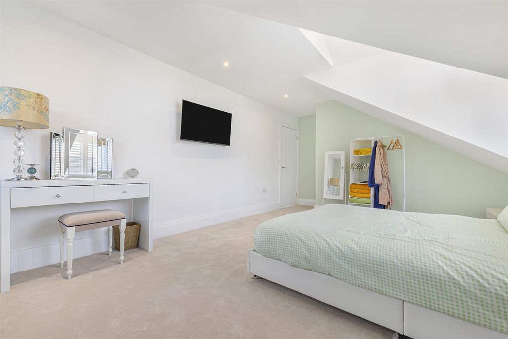 Additional image 31 of 4 bed detached house for saleWhite Hill Road, Meopham, Gravesend DA13