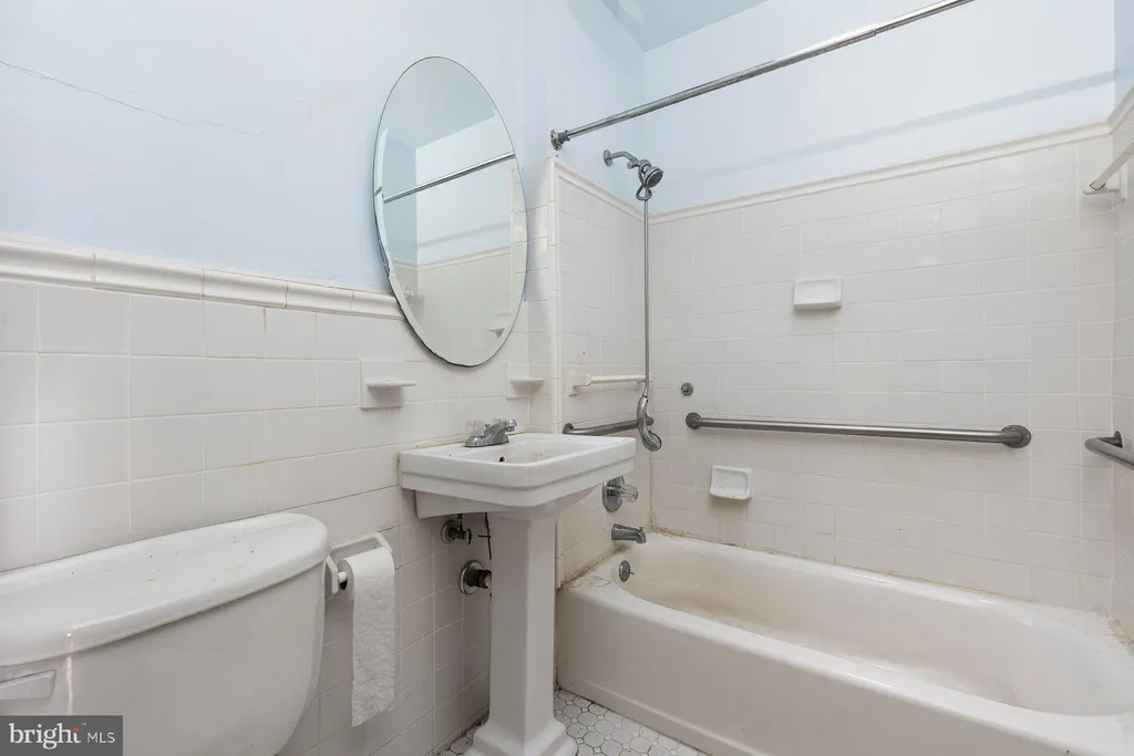 Additional image 28 of 5226 7th Street NW, Washington, DC 20011