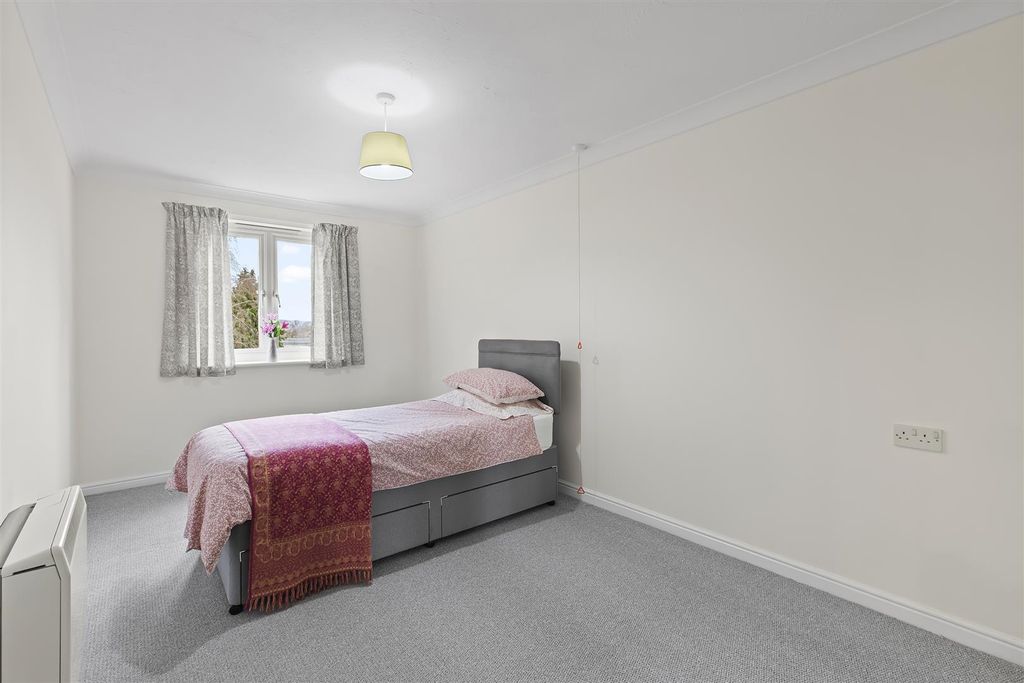 Additional image 7 of 1 bed flat for saleCarnegie Court, 17 Springs Lane, Ilkley LS29