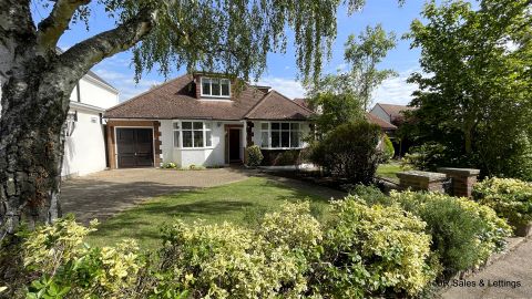 Plough Hill, Cuffley EN6