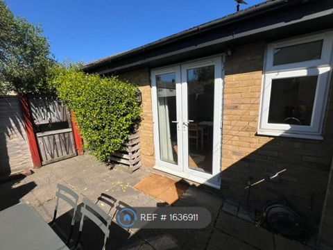 Sandycombe Road, Richmond TW9