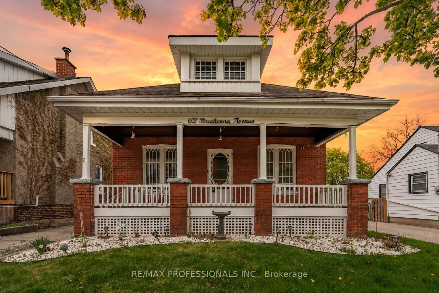 62 Strathcona Avenue