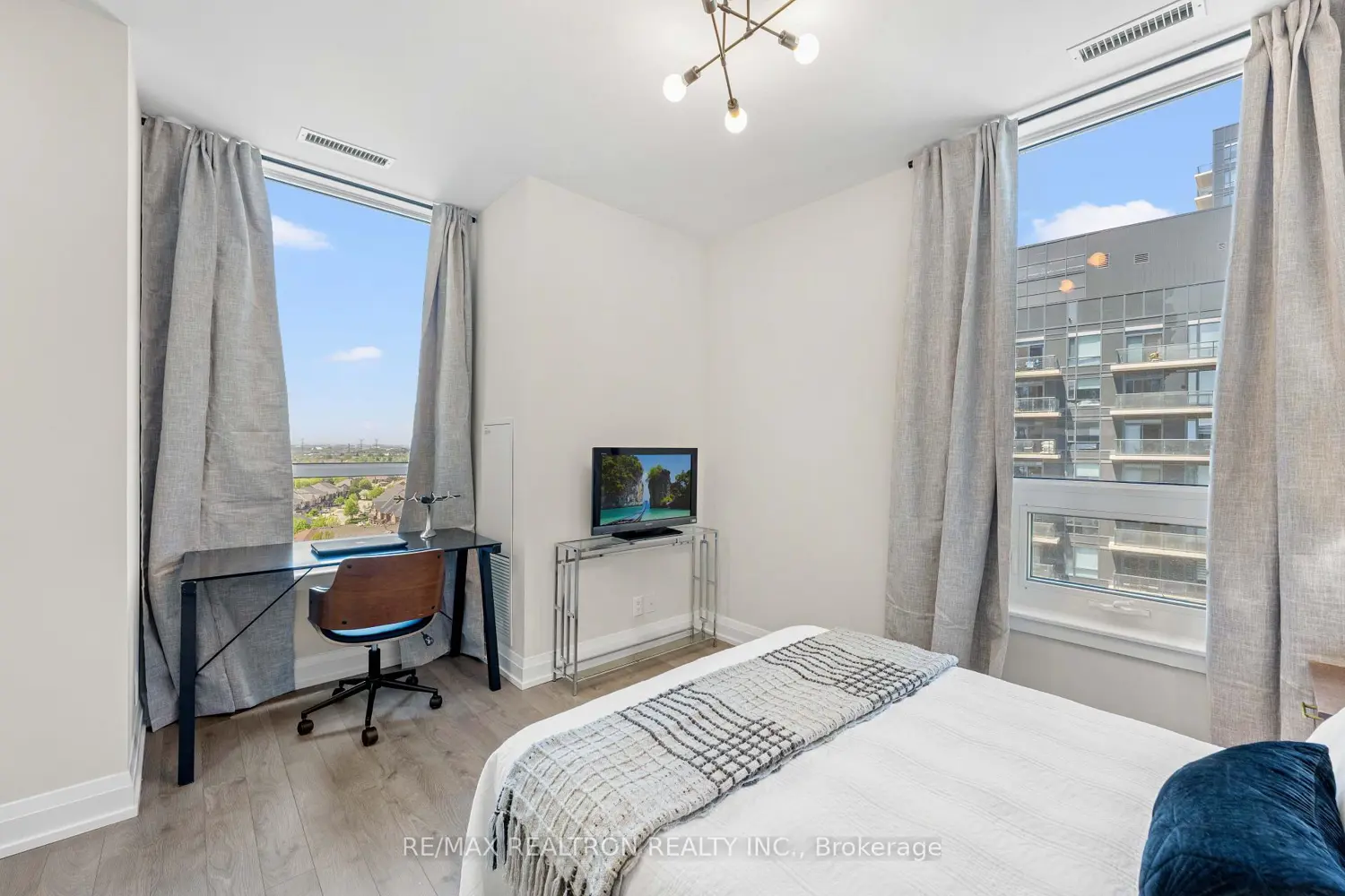 Additional image 14 of 7900 Bathurst Street 1225