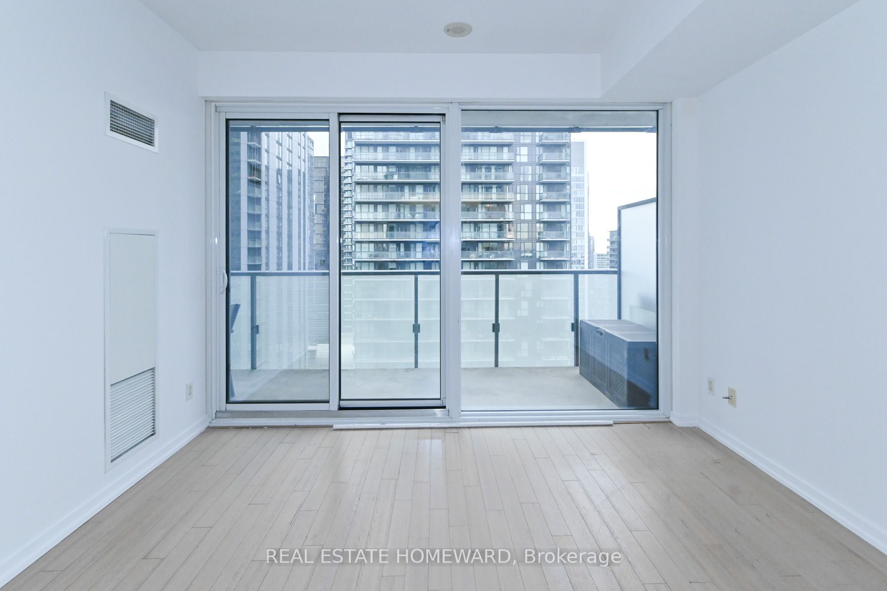 Additional image 5 of 3207-101 Peter Street W, Toronto, ON, M5V 0G6