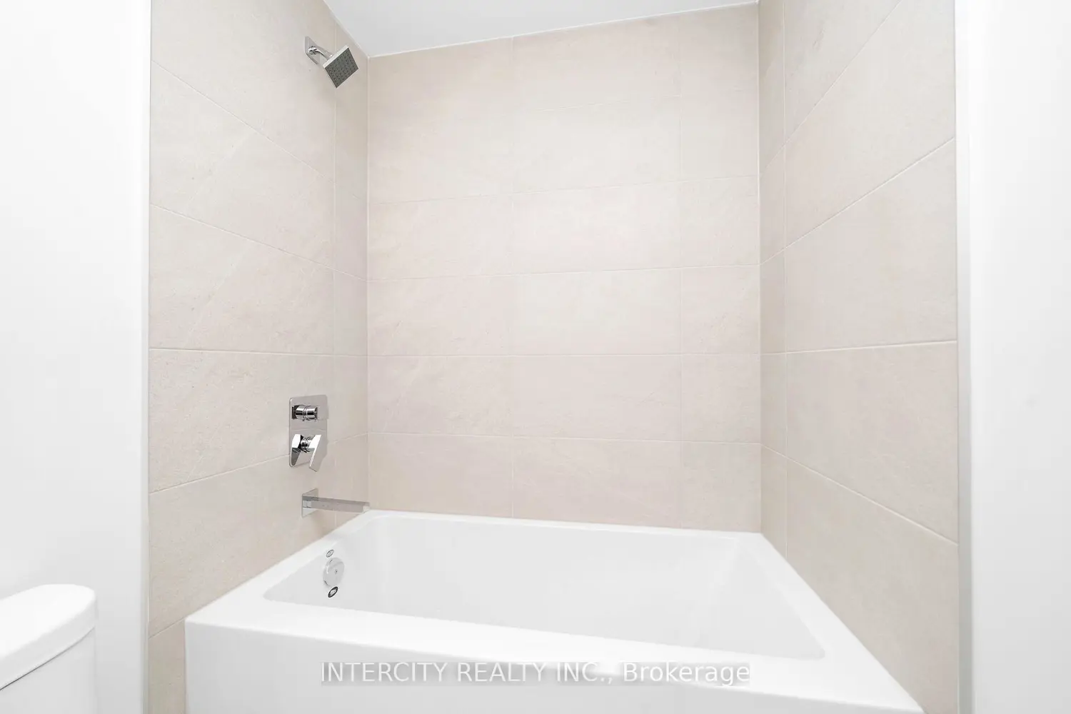 Additional image 7 of 2075 King Road 326
