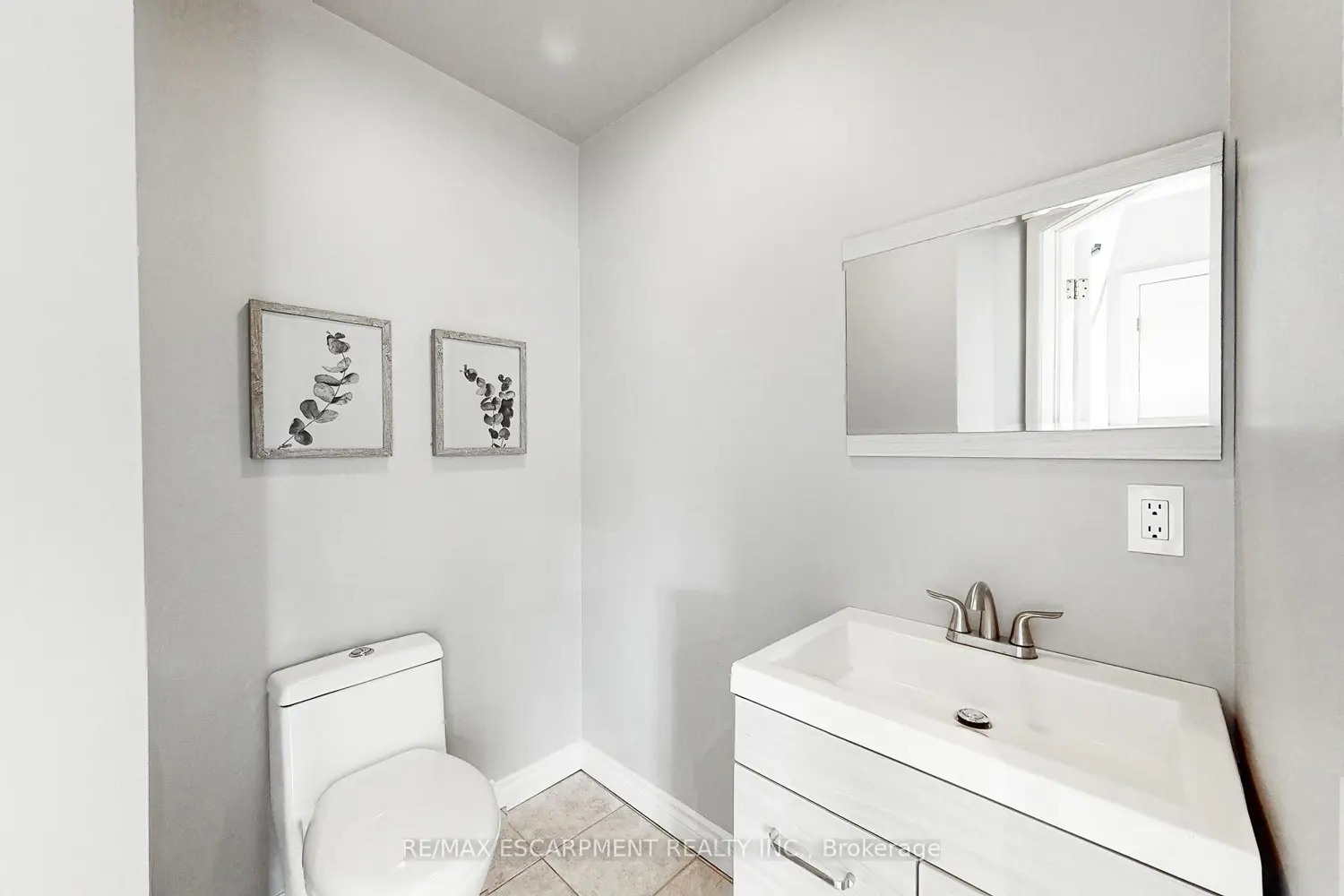 Additional image 9 of 301 Parkwood Crescent