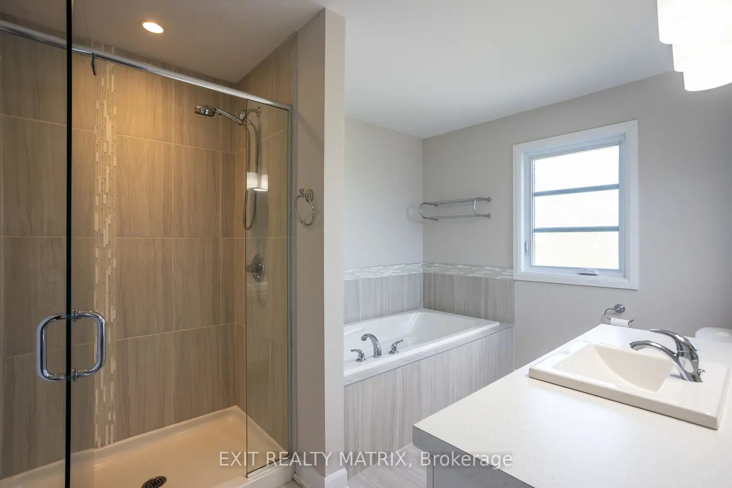 Additional image 9 of 431 Provence Avenue