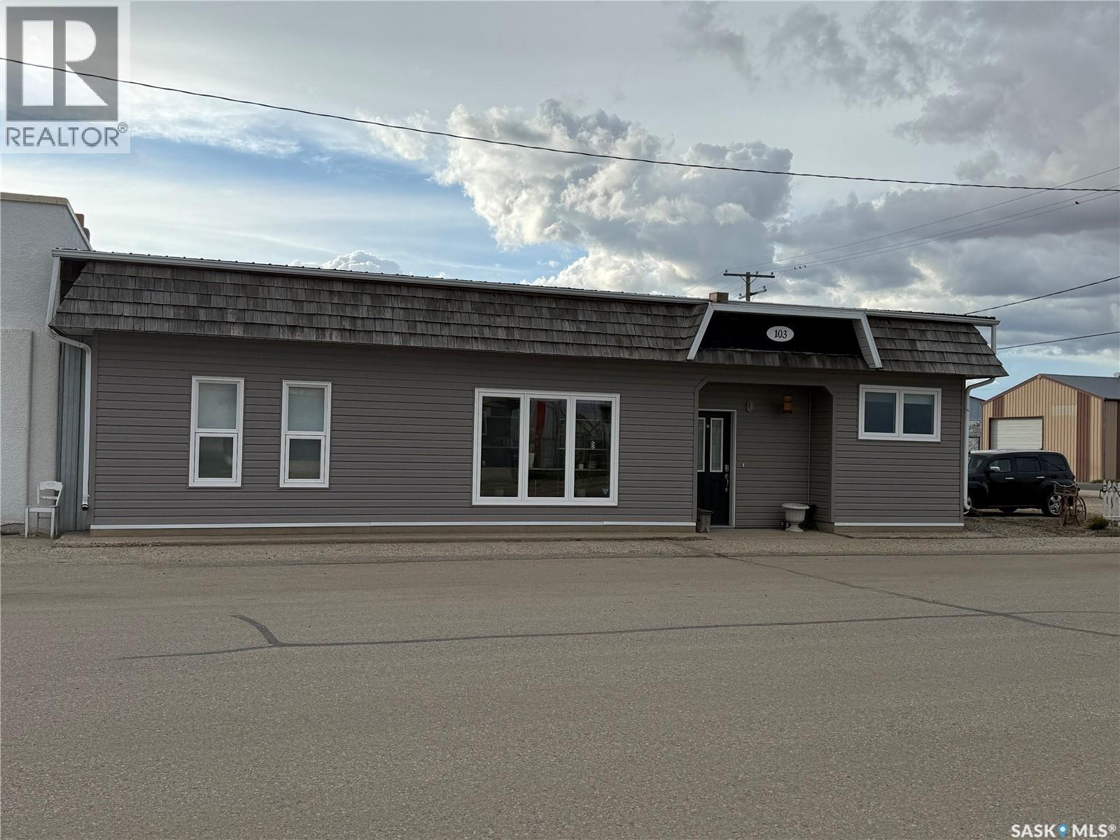 103 Souris STREET