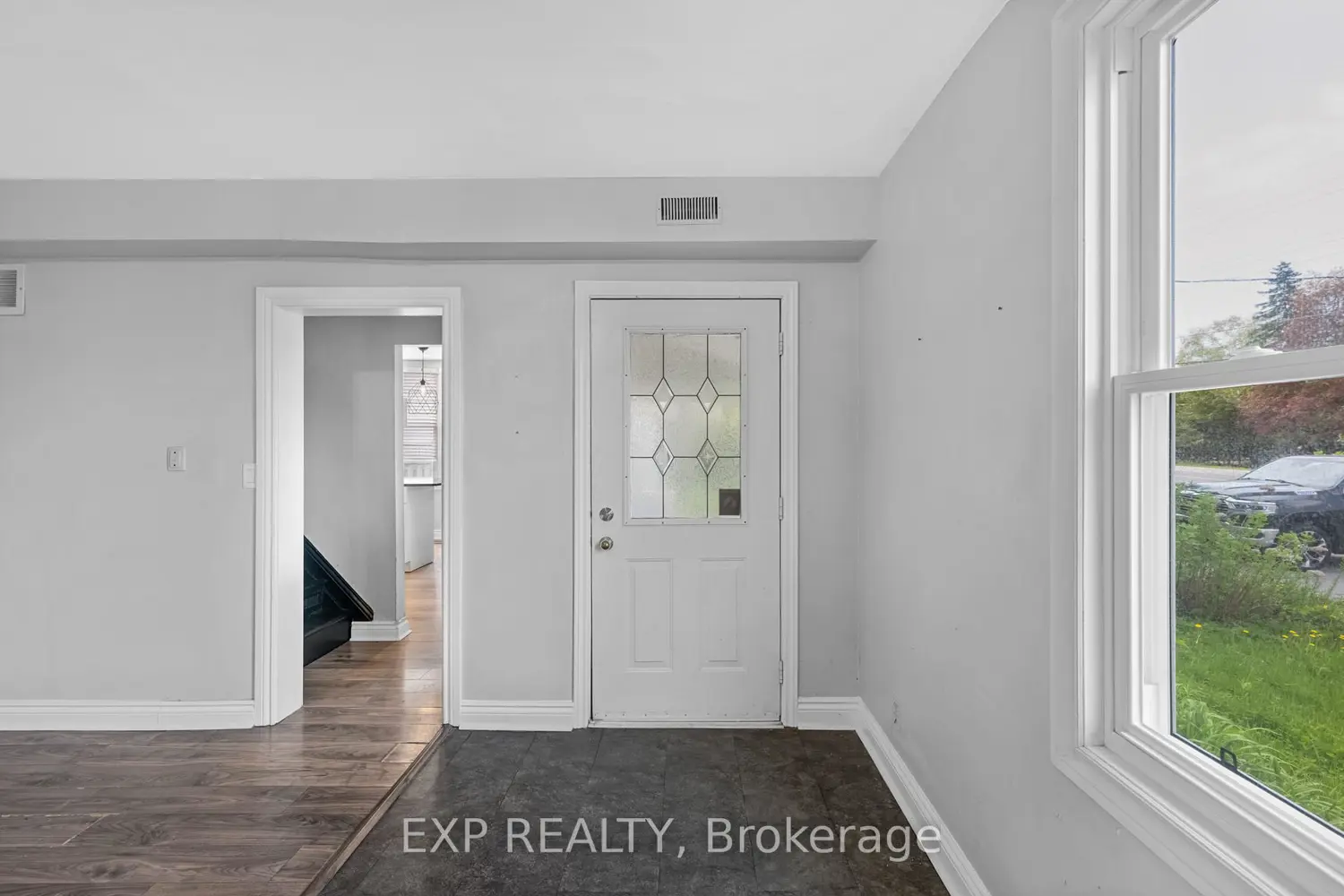 21023 Dalton Road photo 2