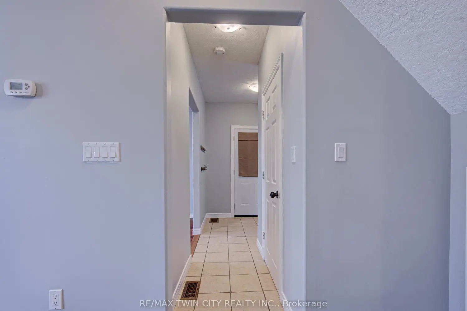 Additional image 10 of 281 Courtland Avenue