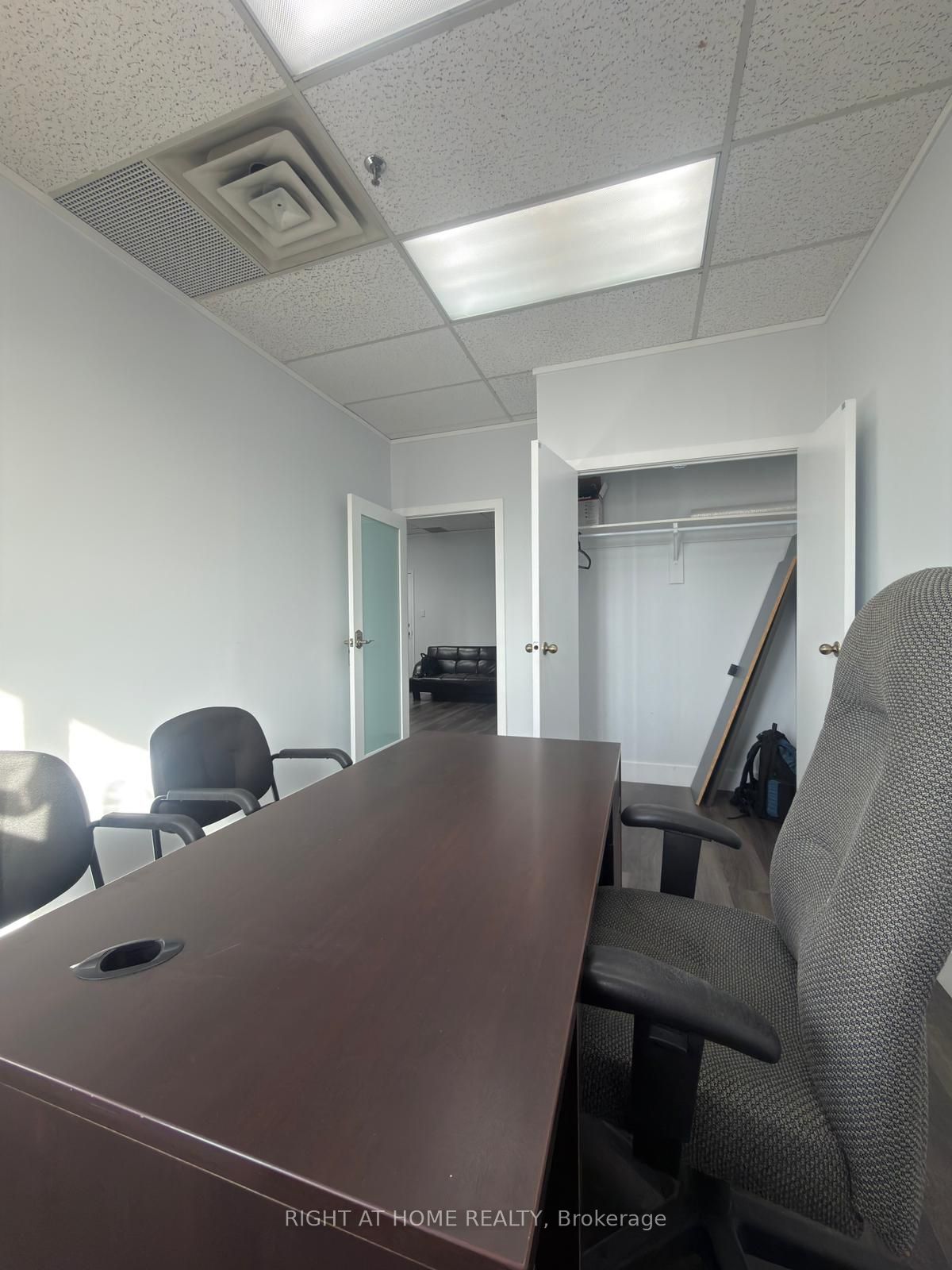 Additional image 2 of 202-50 Steeles Avenue E, Milton, ON, L9T 4W9