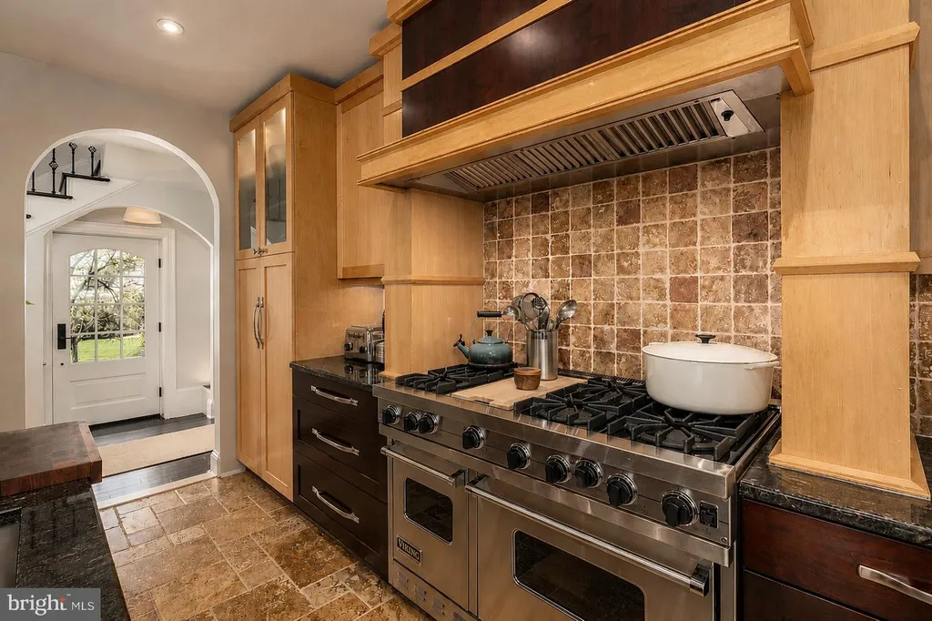 Additional image 12 of 4845 Linnean Avenue NW, Washington, DC 20008