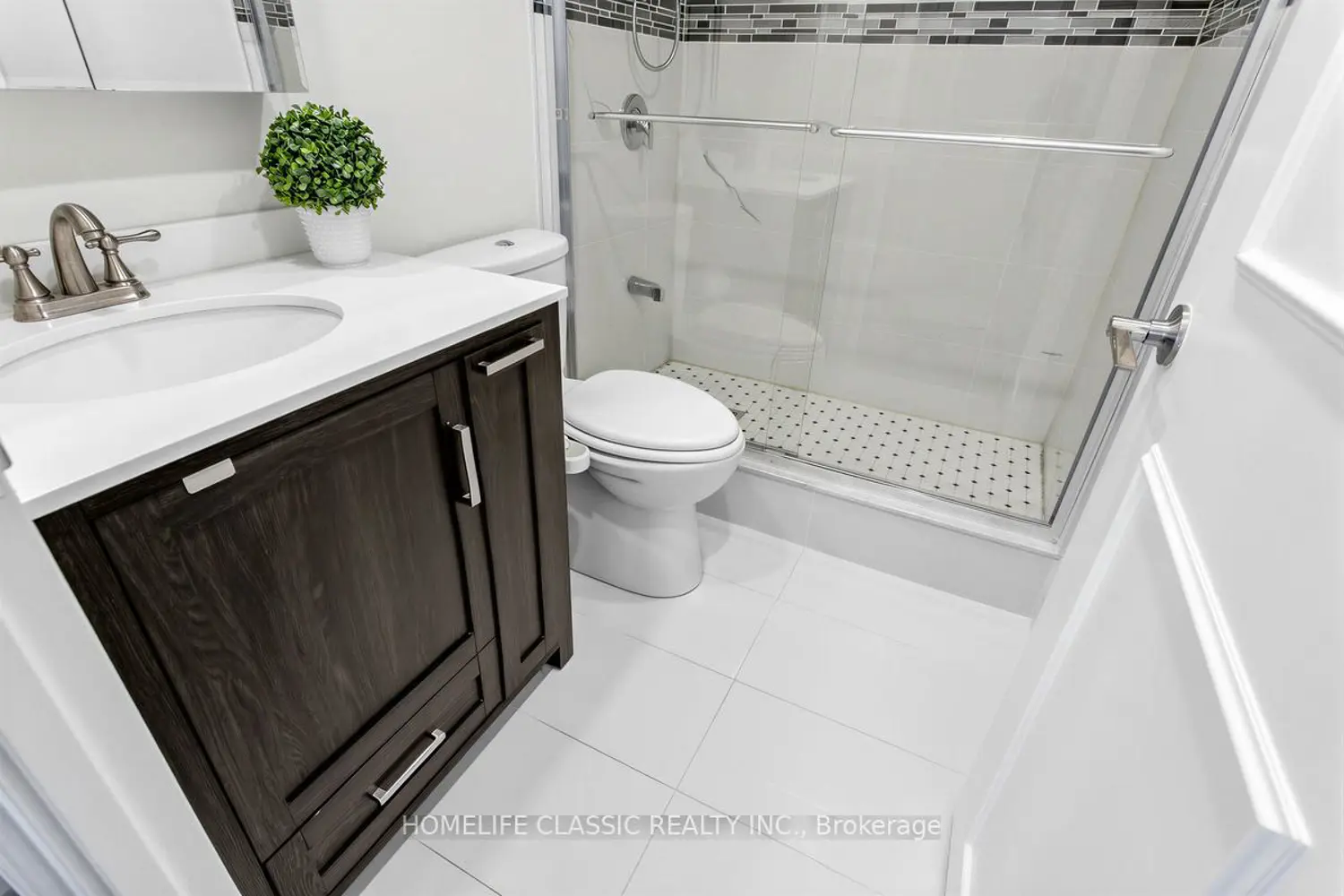 Additional image 10 of 40 Baif Boulevard 803