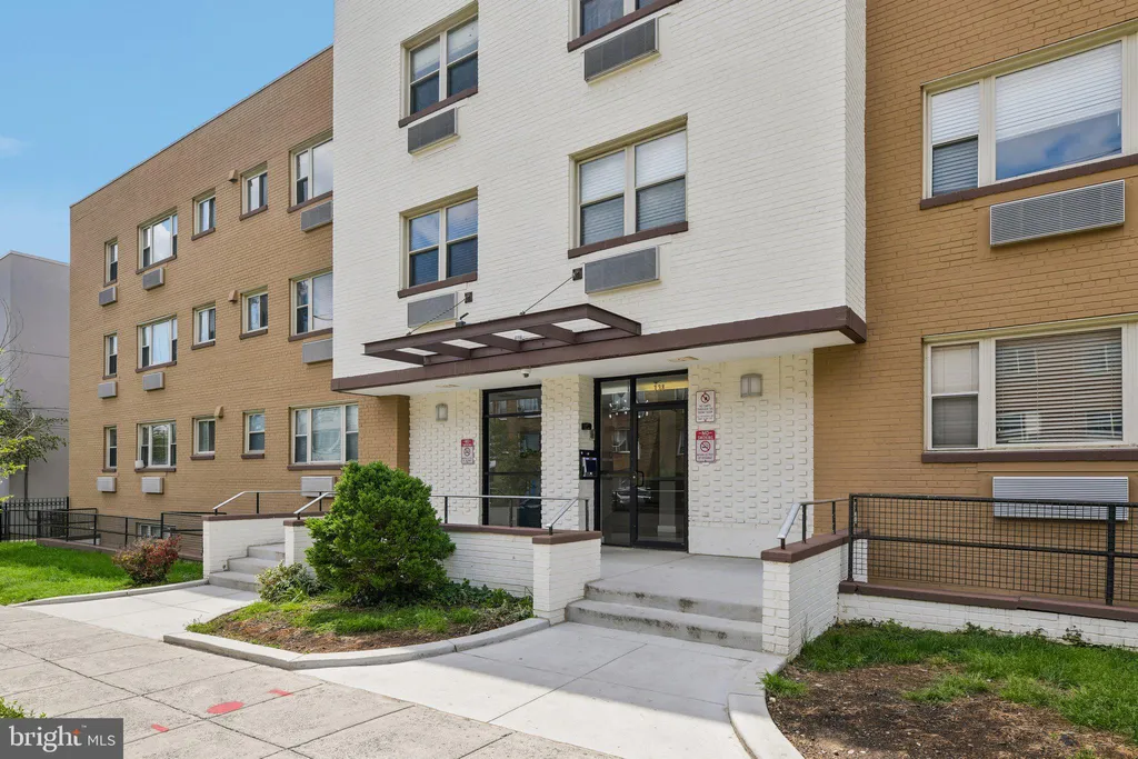 738 Longfellow Street NW Unit 217, Washington, DC 20011
