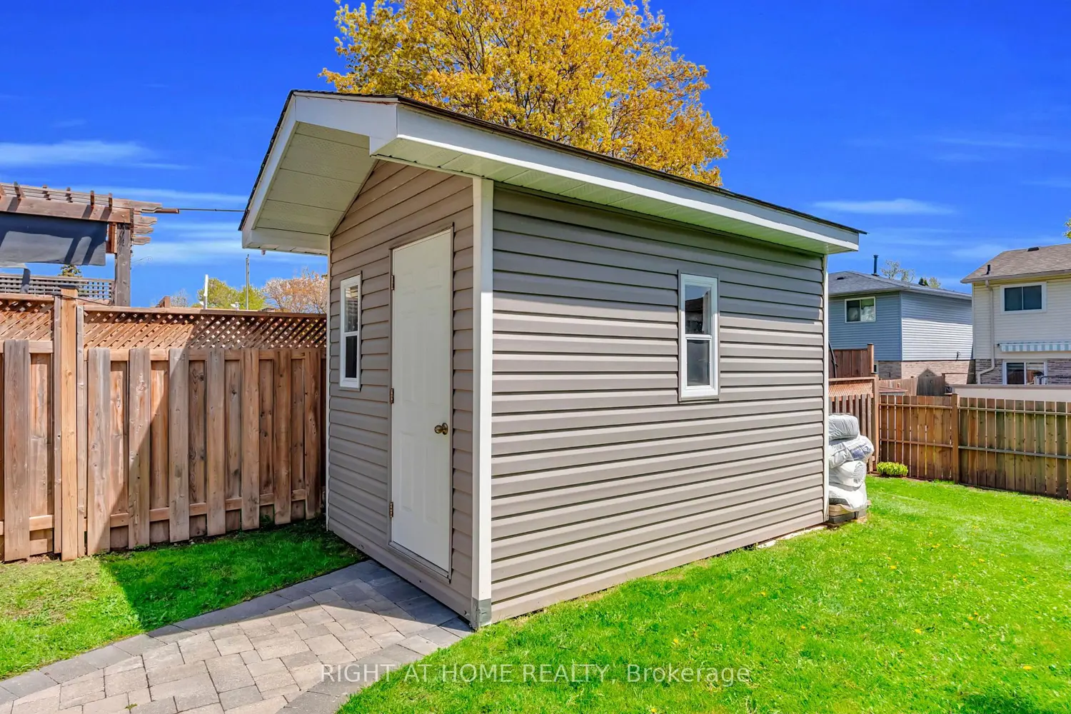 Additional image 18 of 940 Gentry Crescent