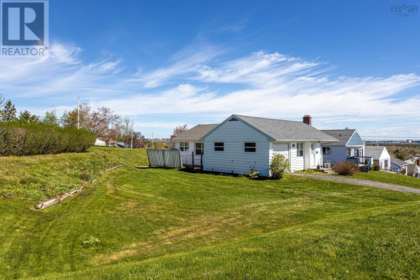 Additional image 3 of 32 Arvida Avenue, Halifax, NS, B3R1K6