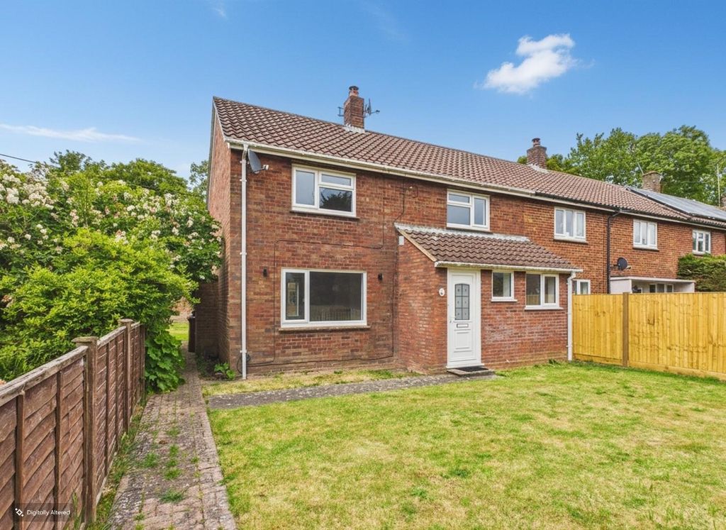 3 bed end terrace house for saleGlebelands, Mersham, Ashford TN25