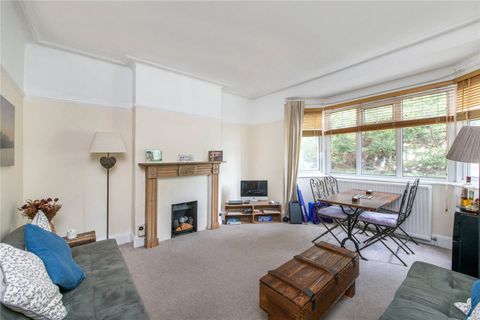 Clifford Avenue, East Sheen SW14