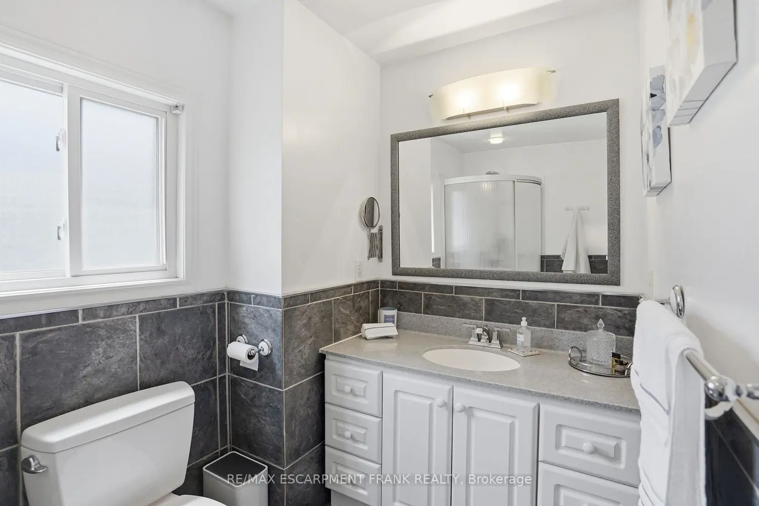 Additional image 11 of 215 Wexford Avenue