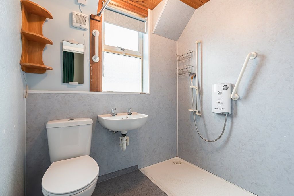 Additional image 9 of 3 bed flat for salePolton Street, Bonnyrigg EH19