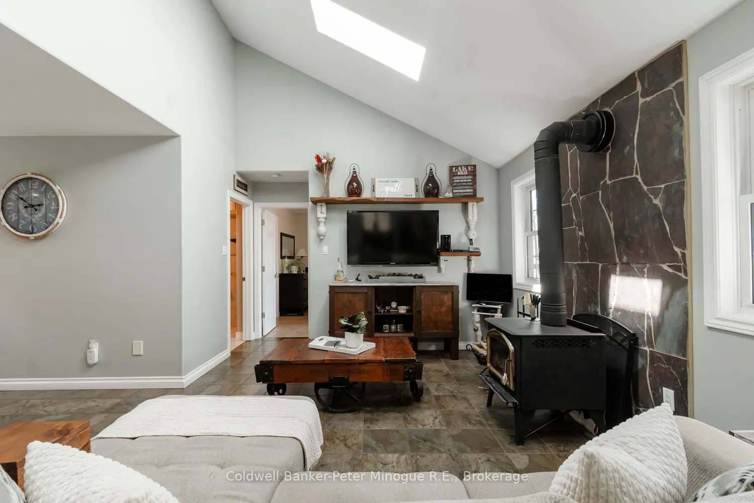 Additional image 5 of 135 Pebble Beach Drive