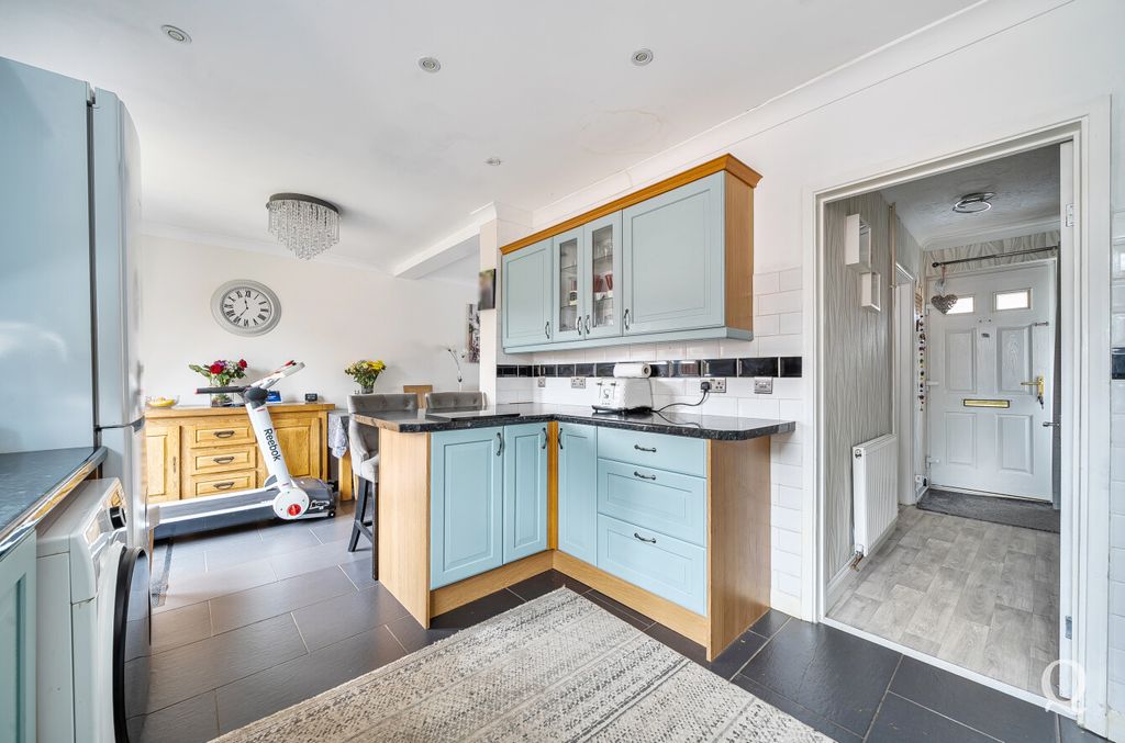 Additional image 6 of 3 bed semi-detached house for saleRegis Crescent, Sittingbourne, Kent ME10