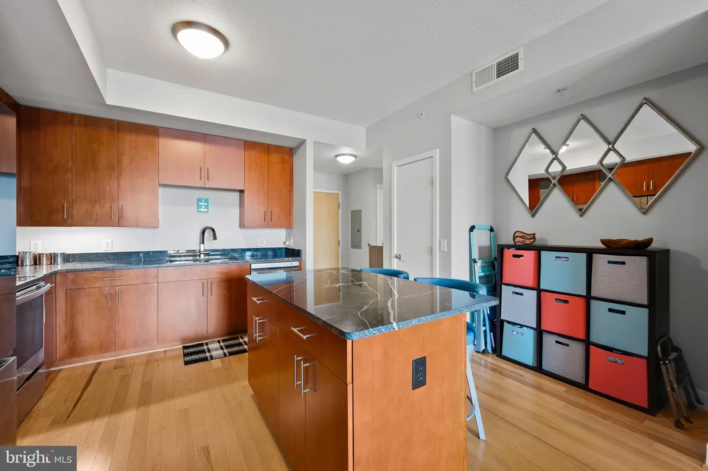 Additional image 11 of 910 M Street NW Unit 1006, Washington, DC 20001