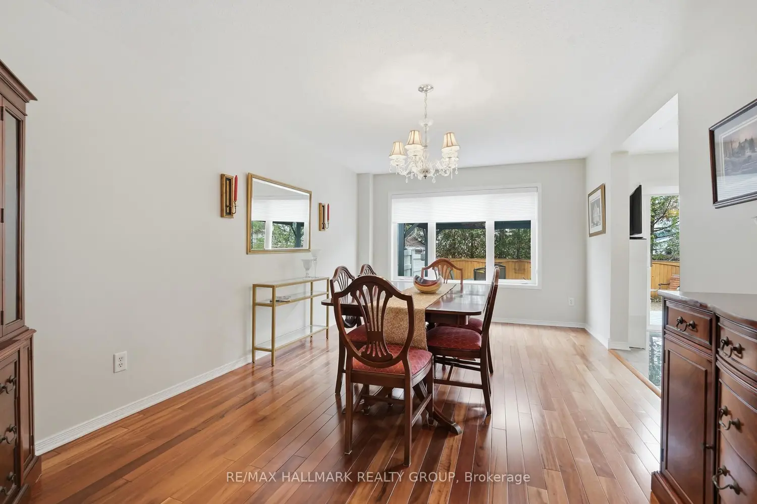 36 Palmadeo Drive photo 4