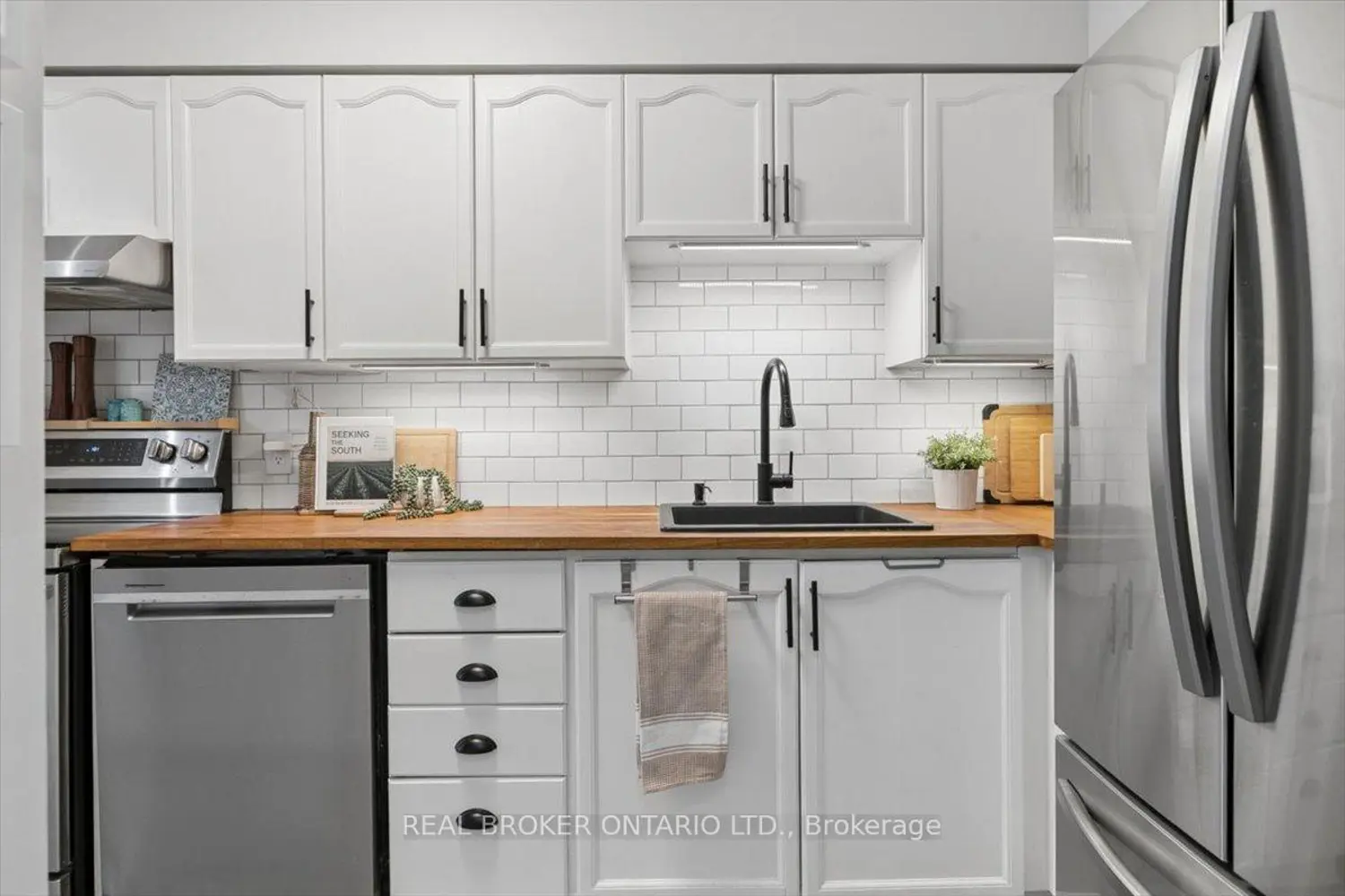 Additional image 3 of 180 Highland Crescent 10