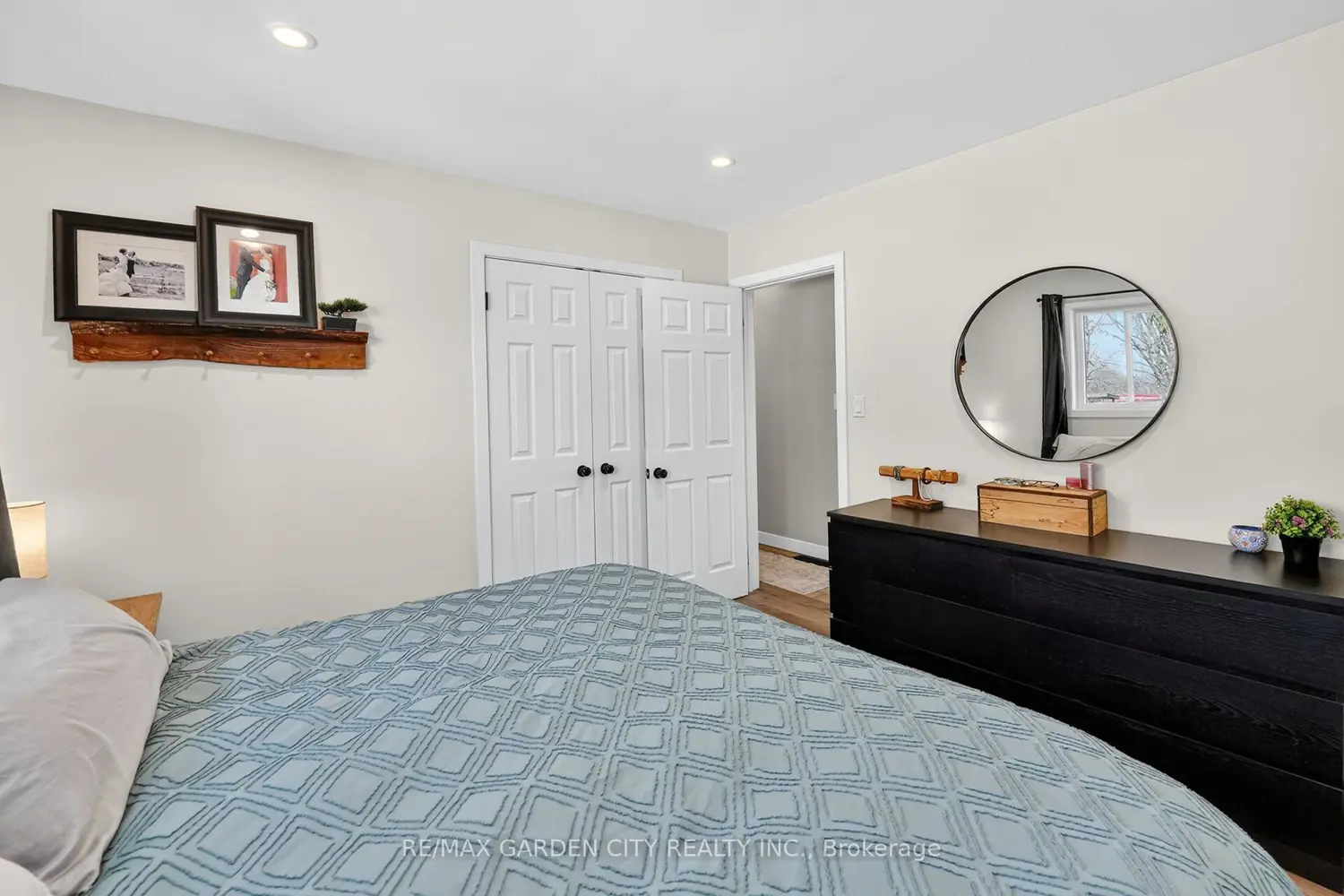 127 Ayr Street photo 5