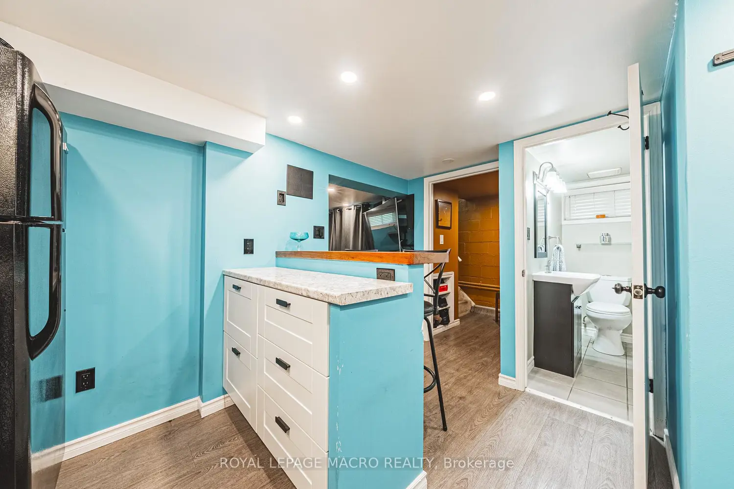 Additional image 8 of 242 East 43Rd Street