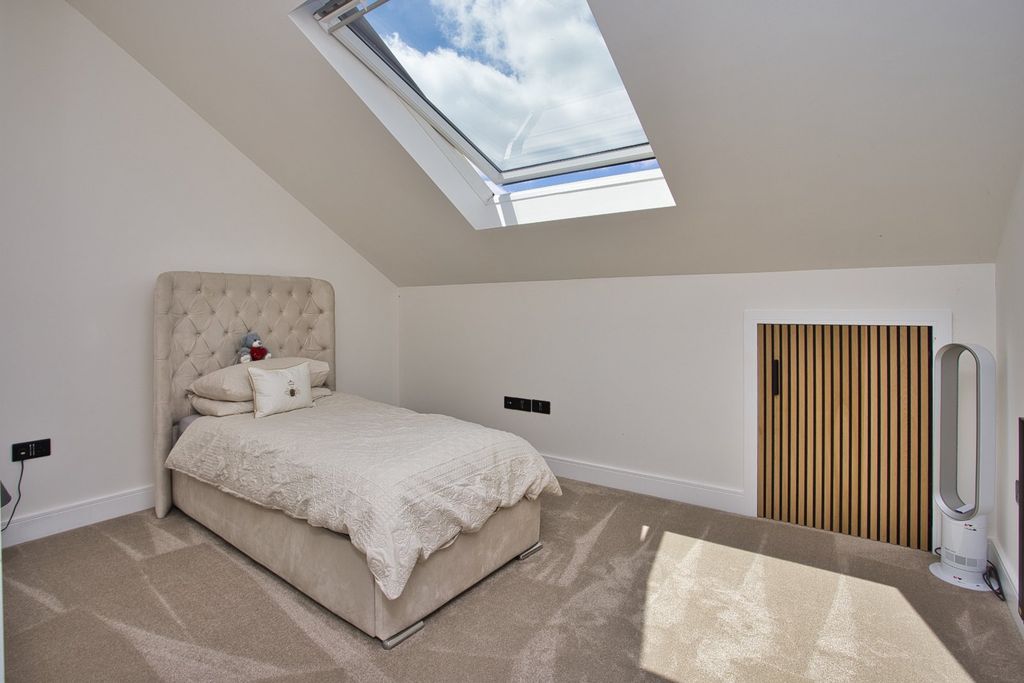 Additional image 14 of 4 bed detached house for saleMonkton Road, Minster, Ramsgate, Kent CT12