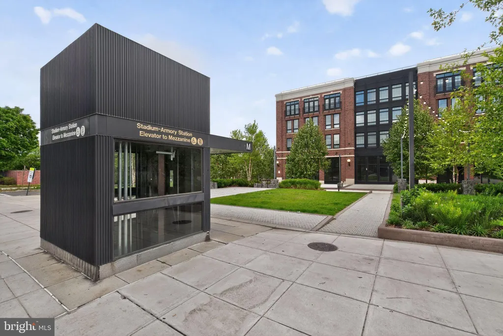 Additional image 33 of 1516 North Carolina Avenue NE, Washington, DC 20002