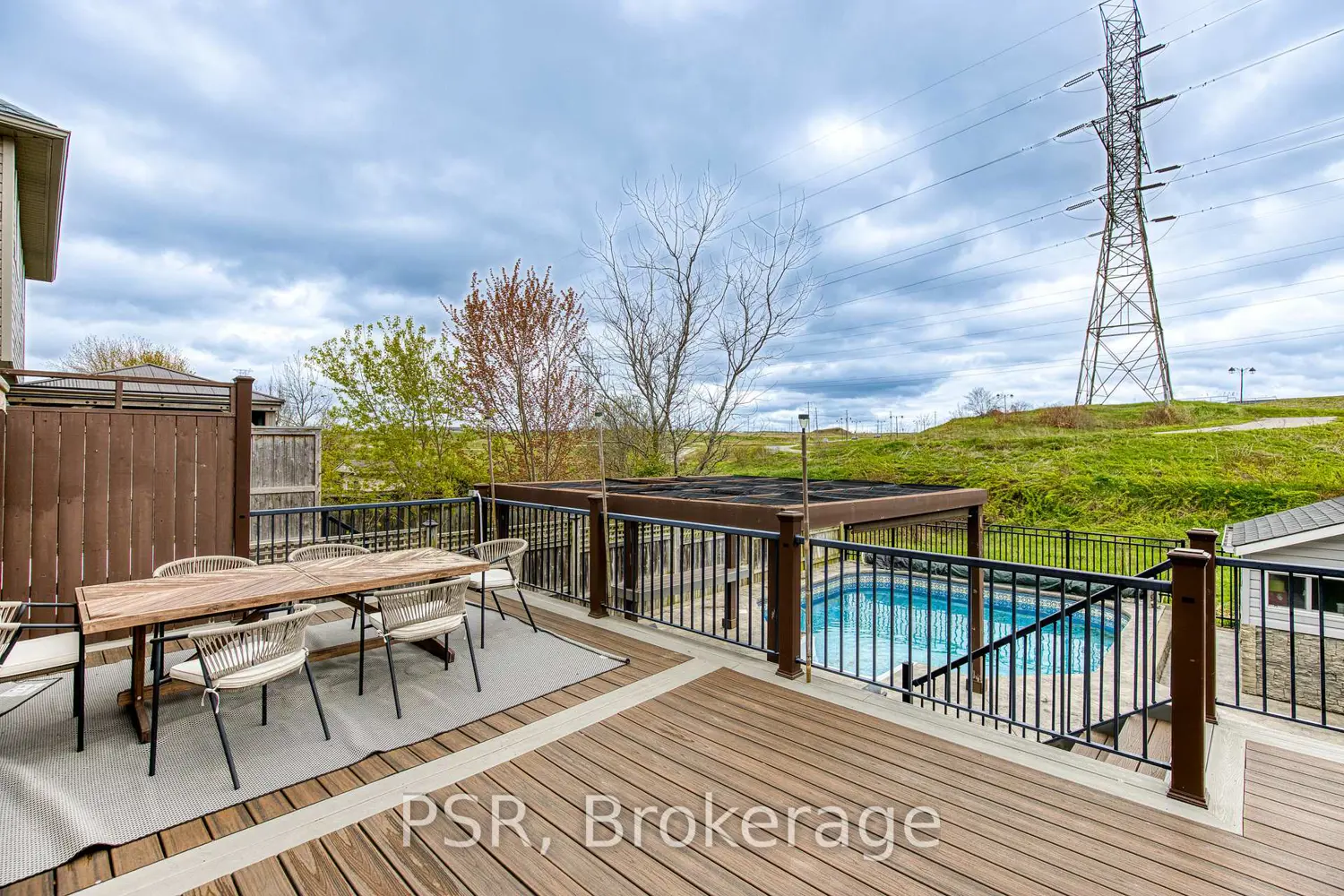 Additional image 15 of 565 St Moritz Avenue