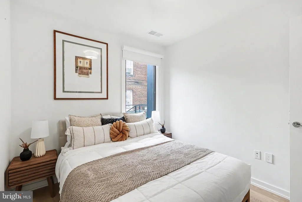 Additional image 20 of 2216 40th Place NW Unit 4, Washington, DC 20007