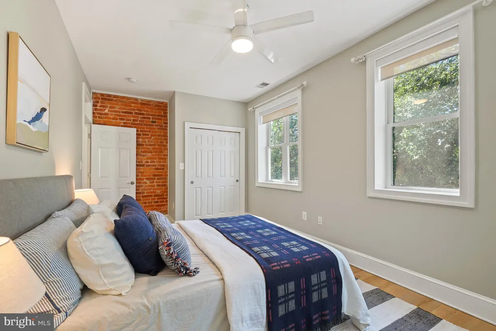 Additional image 38 of 822 11th Street NE, Washington, DC 20002