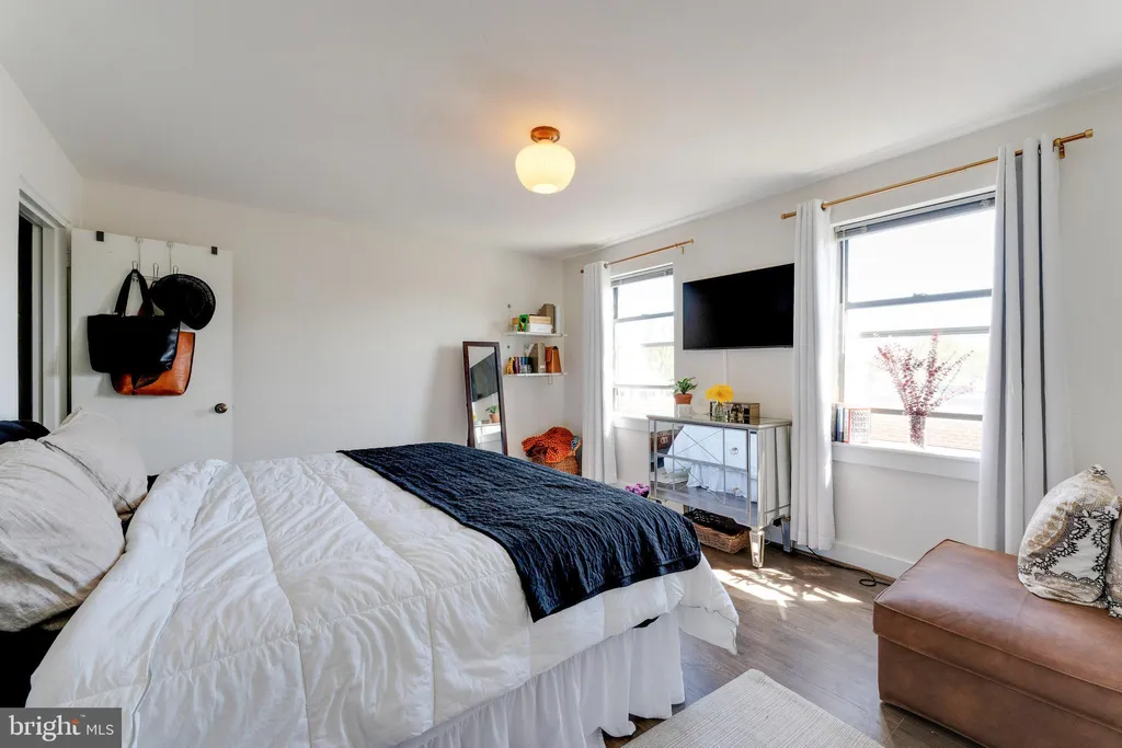 Additional image 12 of 212 Oakwood Street SE Unit 322, Washington, DC 20032