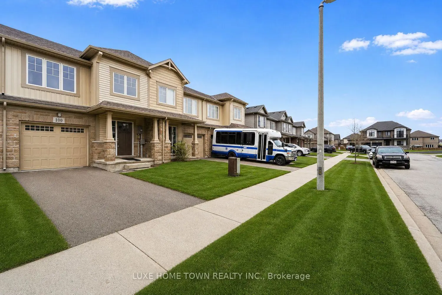 Additional image 20 of 100 Monarch Street