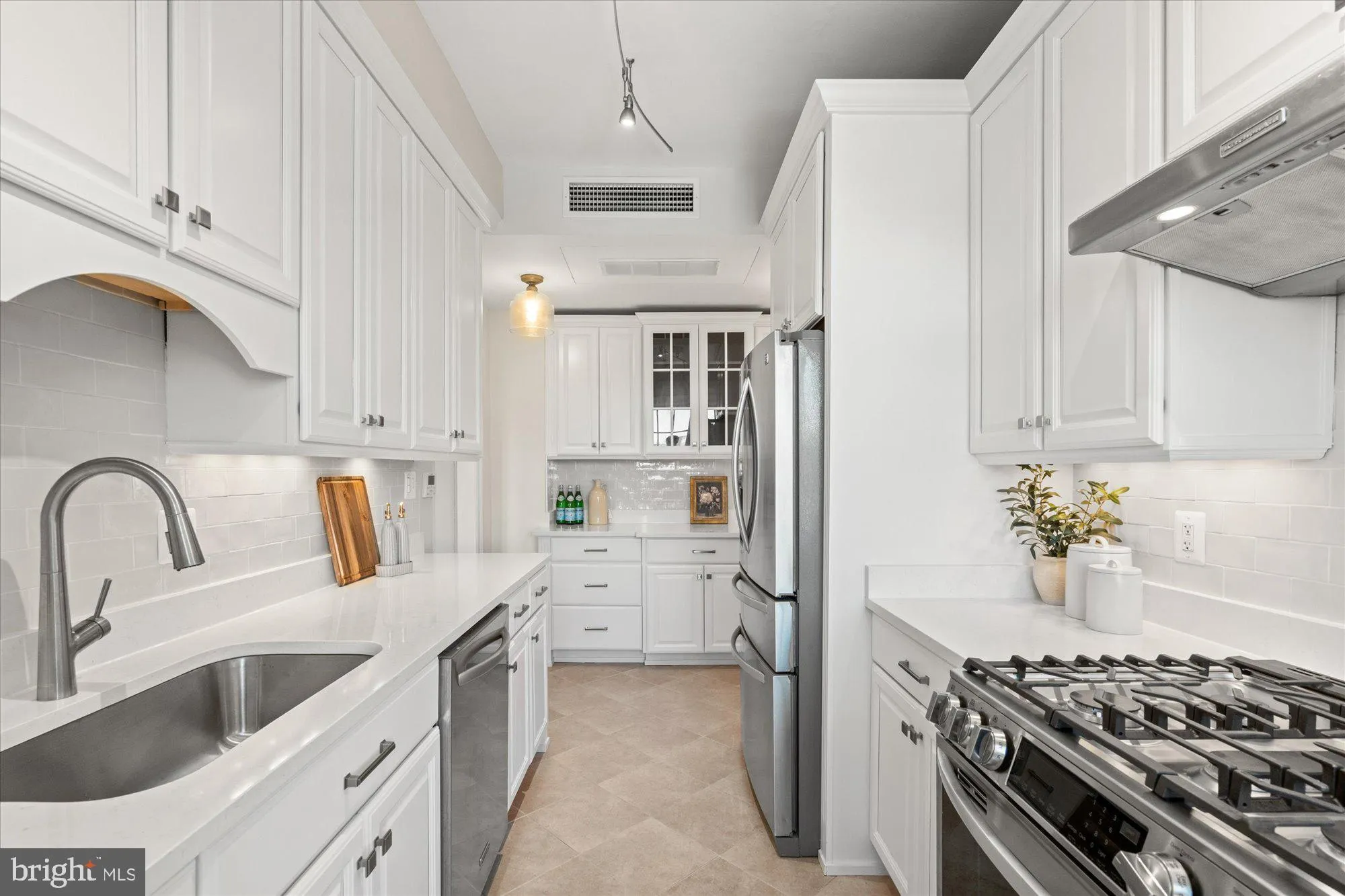 Additional image 39 of 1661 Crescent Place NW Unit 404, Washington, DC 20009