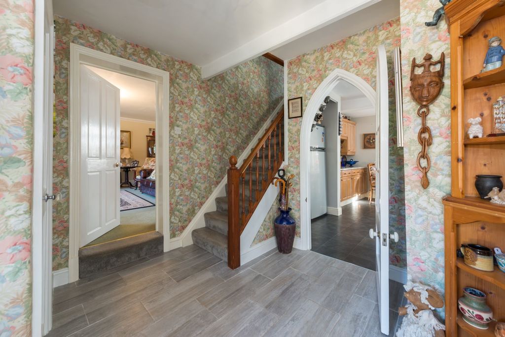 Additional image 5 of 5 bed semi-detached house for saleHull Place, Sholden, Deal, Kent CT14