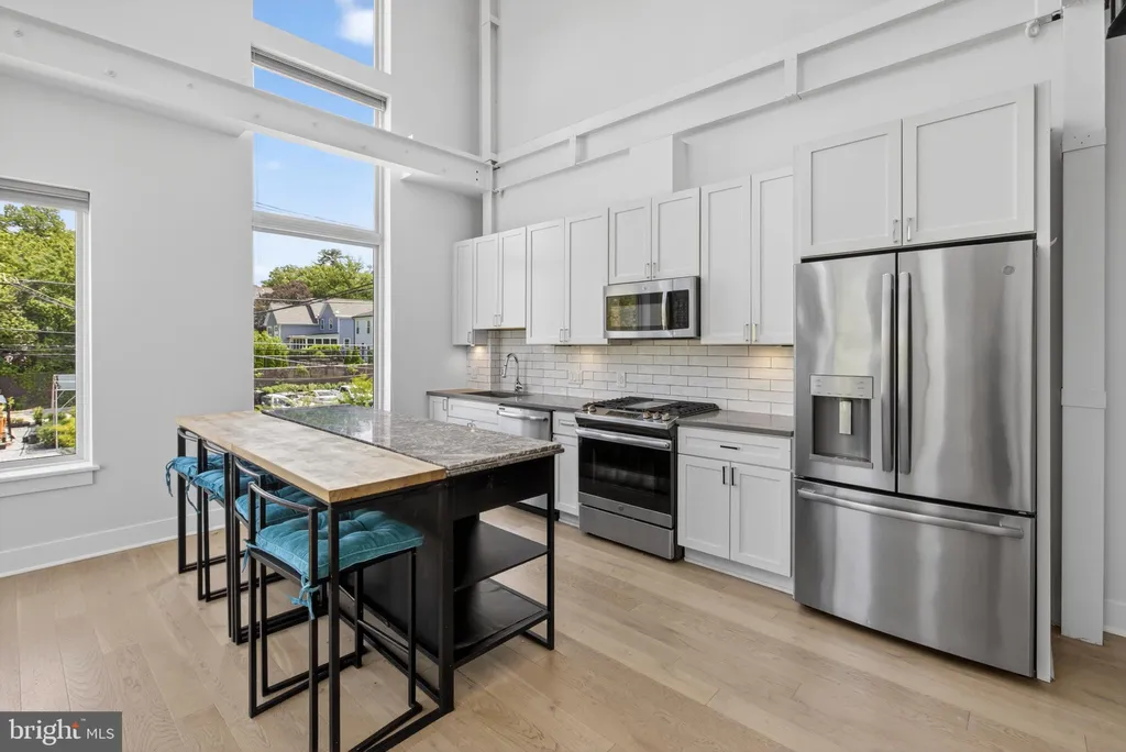 Additional image 4 of 3018 12th Street NE Unit 3, Washington, DC 20017